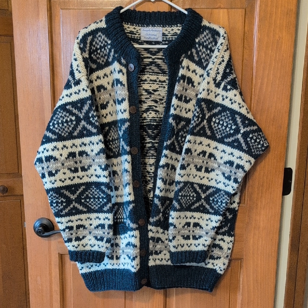 Joseph A Men's Patterned Cardigan in Dark Teal Gray and Cream